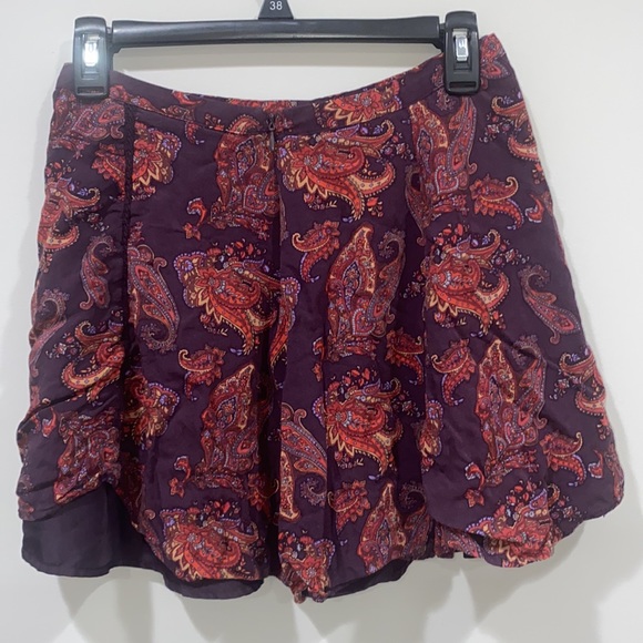 Women’s mini skirt size medium - Picture 4 of 6